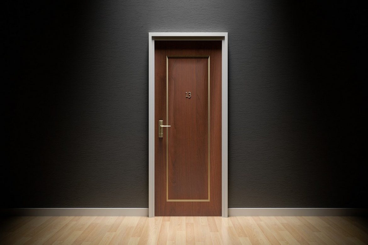 Czy drzwi antywłamaniowe to konieczność?