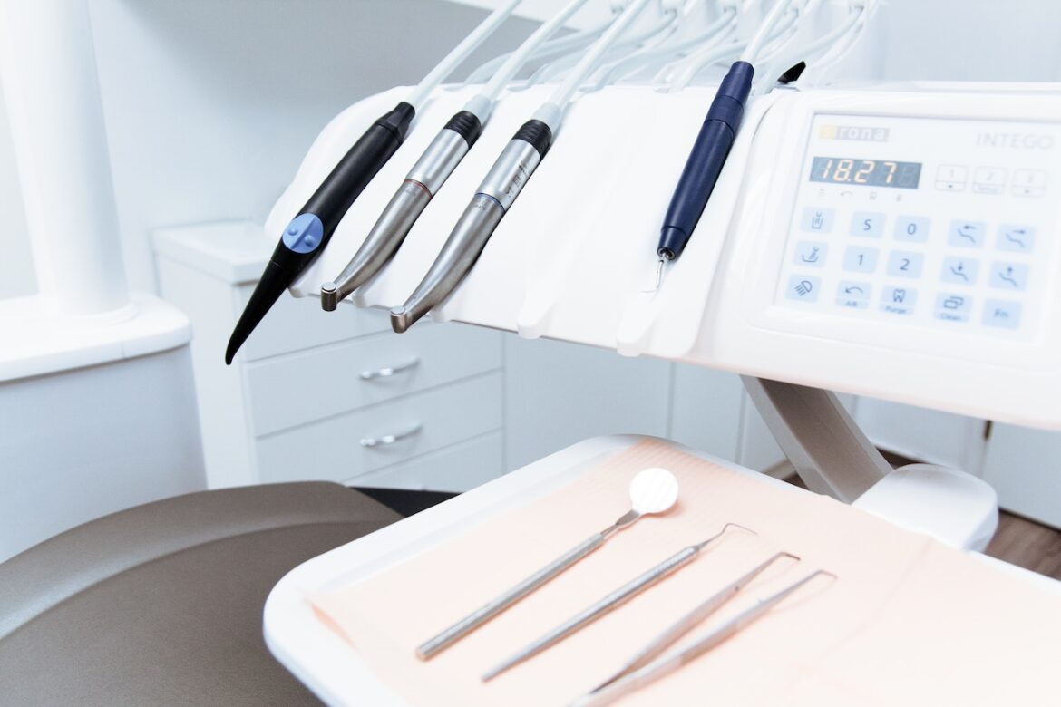 Gabinet stomatologiczny – jak wybrać najlepszą ofertę?